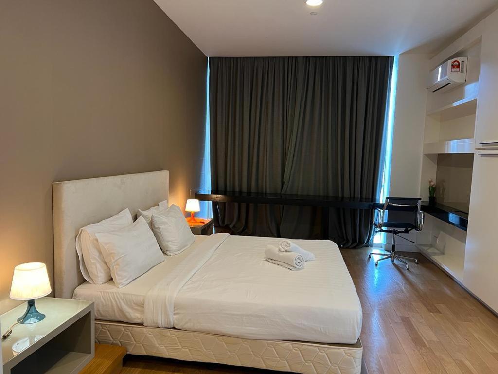 Klcc Suites At Platinum Kuala Lumpur Esterno foto