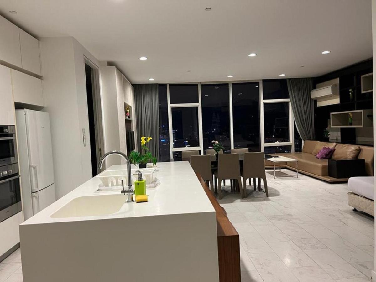 Klcc Suites At Platinum Kuala Lumpur Esterno foto